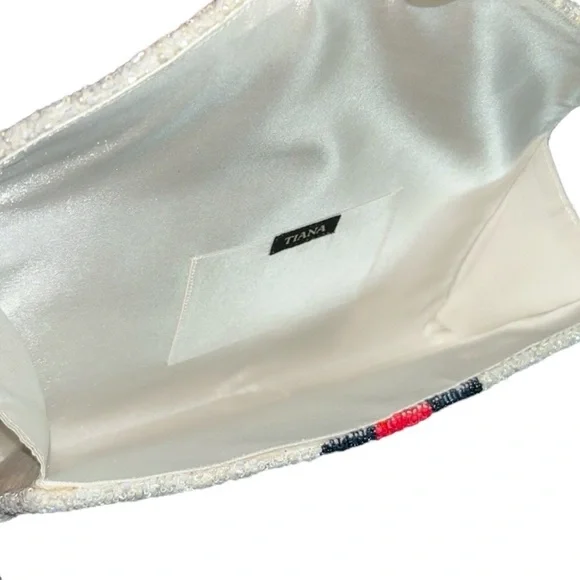 Tiana Handmade Beaded Clutch Handbag in Red White Blue with Bee Accent and Chain - Picture 6 of 7